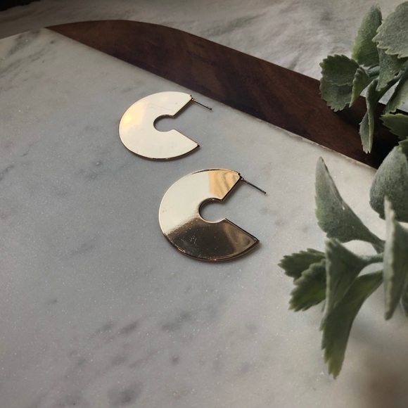 Thick Gold Hoop Statement Earrings - Picture 4 of 5